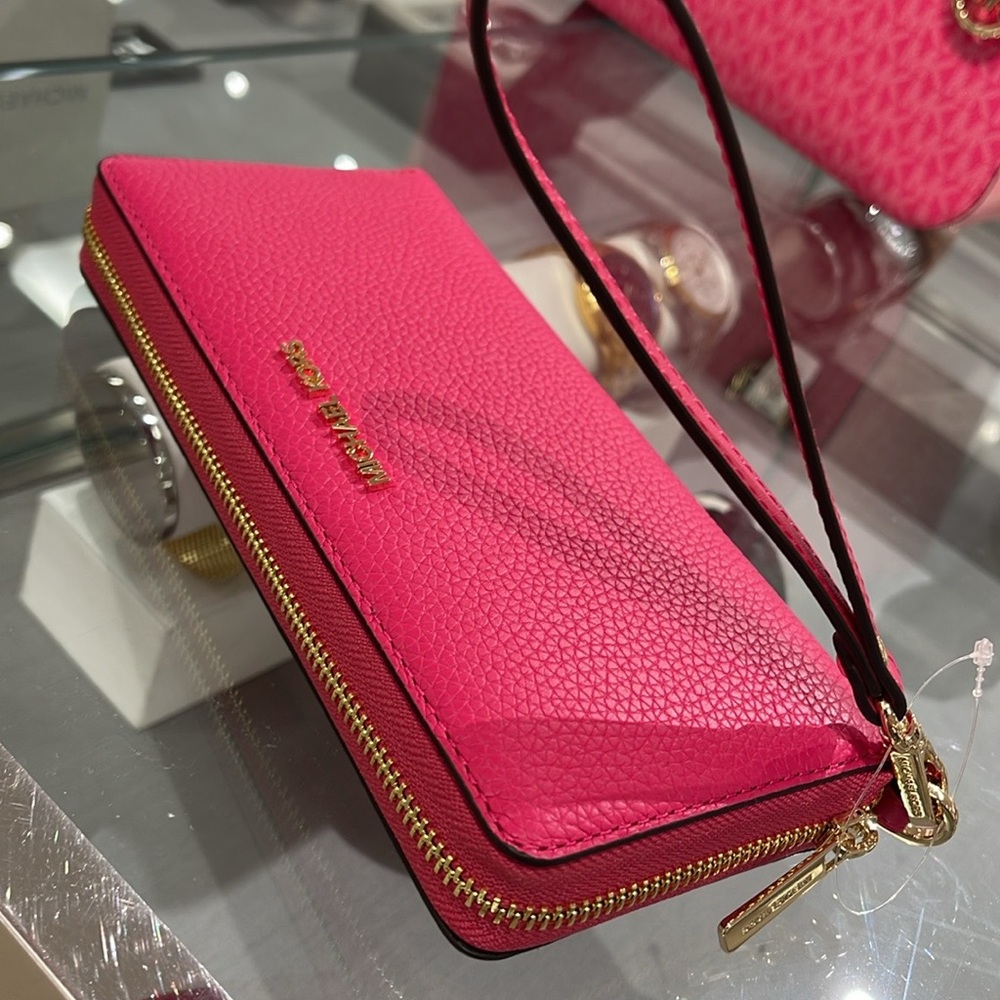 MICHAEL KORS
Leather Continental Wristlet Phone Case Wallet 
Electric Pink 
NWT - Picture 10 of 16